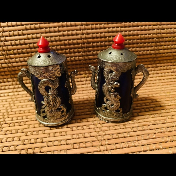 Vintage Cobalt Blue Glass Silver Dragon Shakers Occupied Japan - Picture 3 of 16